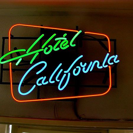 B&B Hotel California Wichmond Extérieur photo