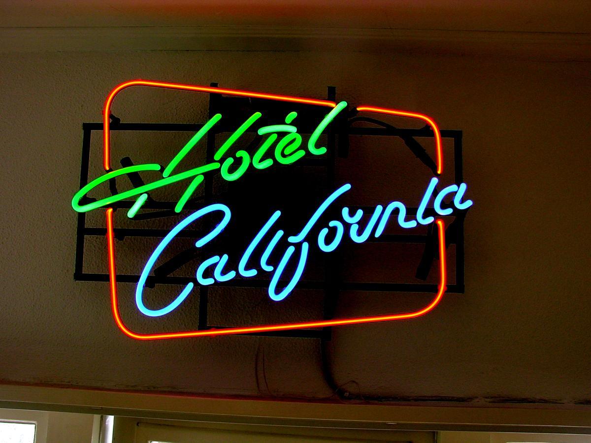 B&B Hotel California Wichmond Extérieur photo